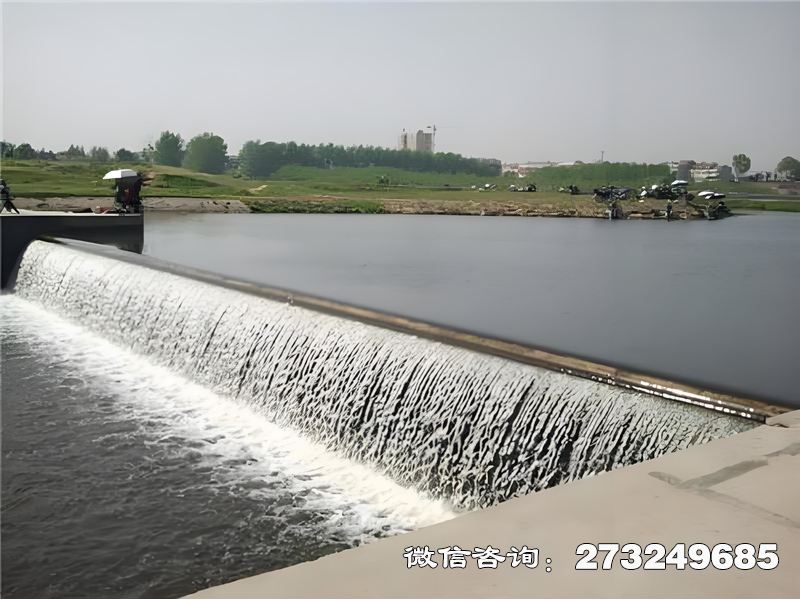 银州水库溢洪道钢坝